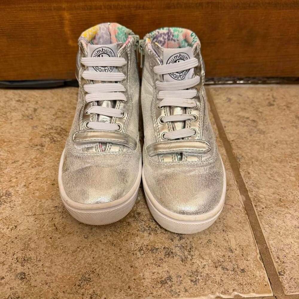 Bumbums & Bubbles High Top Sneakers USA 12 Silver Metallic Floral